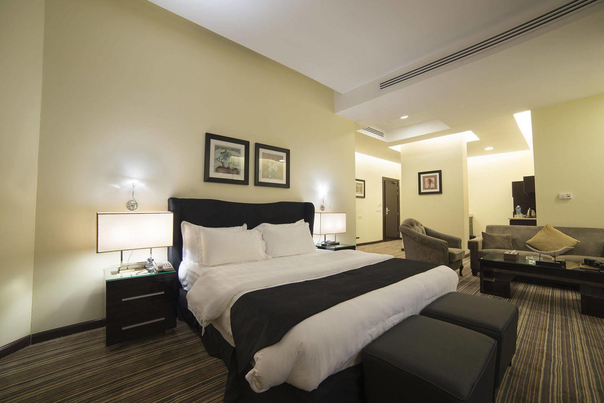 Zara Continental Hotel Al Khobar Exterior foto